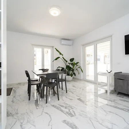 Lejlighed Aphrodite Prestige Penthouse - Sea & Jacuzzi *